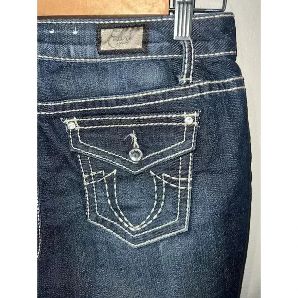 Earl Jeans Jeweled Cuffed Capris Women Size 10 Studded Denim Jean Capri Pants - Picture 3 of 6